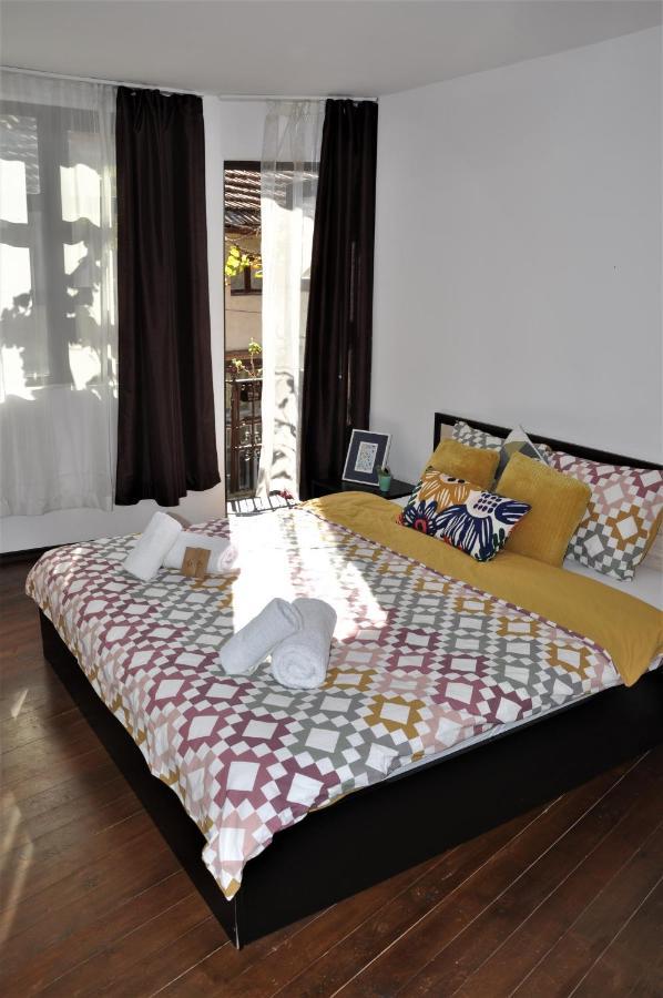 Honey I'M Home Apartments Veliko Tarnovo Luaran gambar