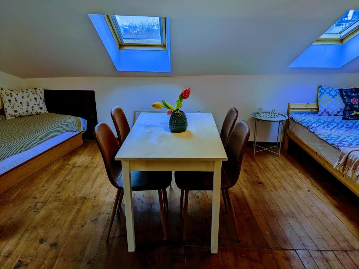 Honey I'M Home Apartments Veliko Tarnovo Luaran gambar